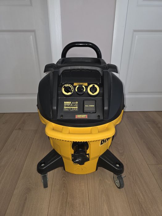 Aspirator profesional DeWALT DWV902M Clasa M - 1400W / 38L
