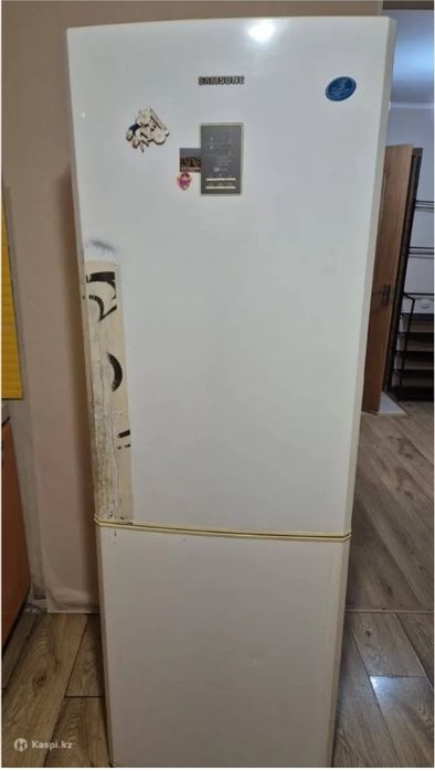 Продам холодильник samsung. 35000. Торг.