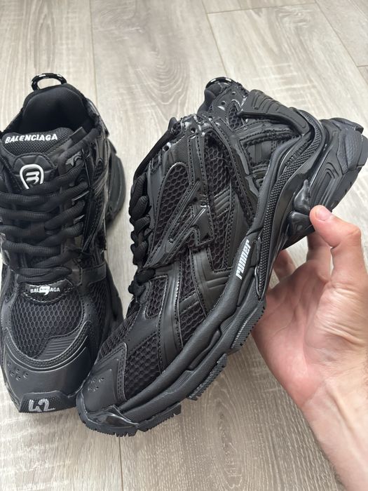 Balenciaga Runner