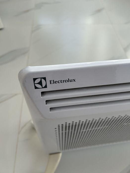 Продаю обогреватель Электролюкс