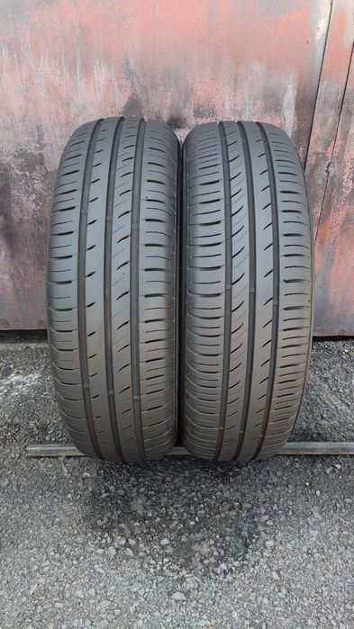 2бр летни гуми 185/65/15 Kumho Ecowing
dot23
7mm