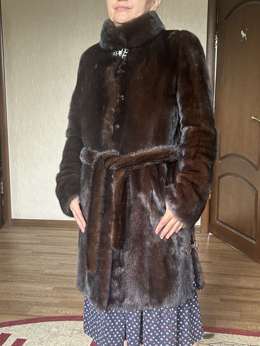 Продам шубу норковую б/у