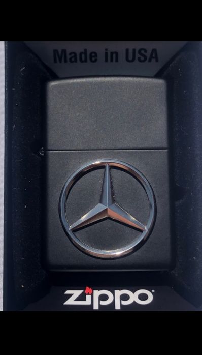 Vând brichete originale Zippo Merces Benz Edition