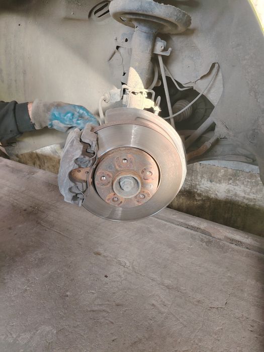 Рено Меган 1.6 газ бензин