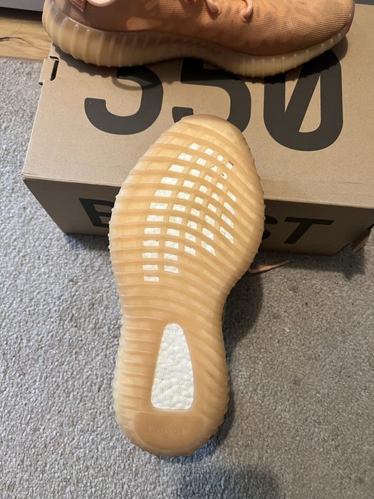 Adidasi YEEZY 350