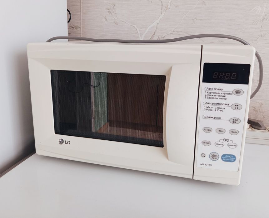 Продам микроволновку LG