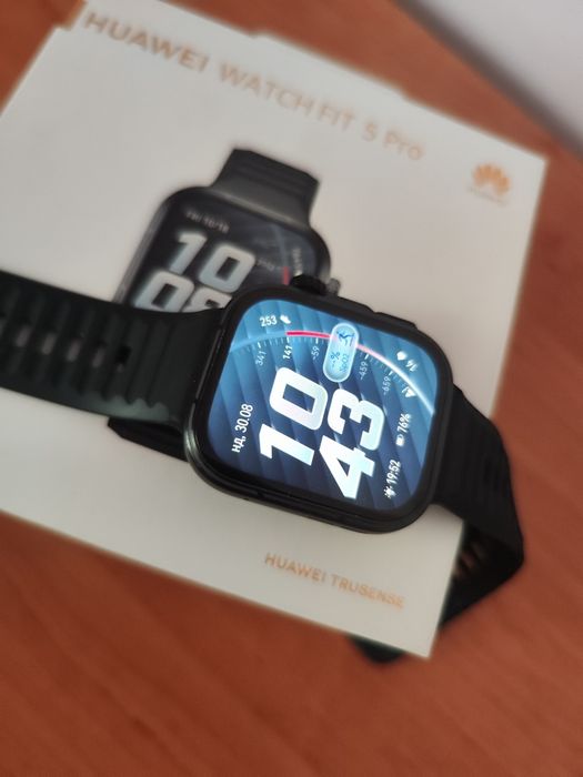 Huawei Watch Fit 5 Pro Black – с 36 месеца гаранция!
