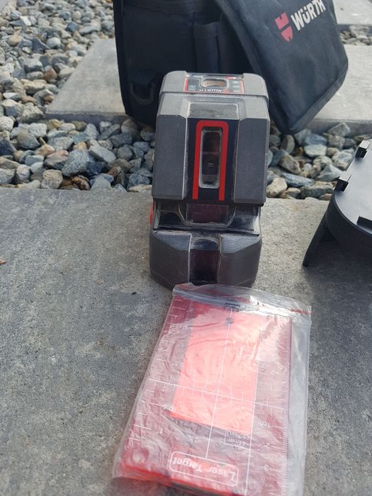 Nivela laser cu linii Wurth