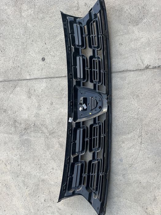 Решетка Dacia Duster 2017-