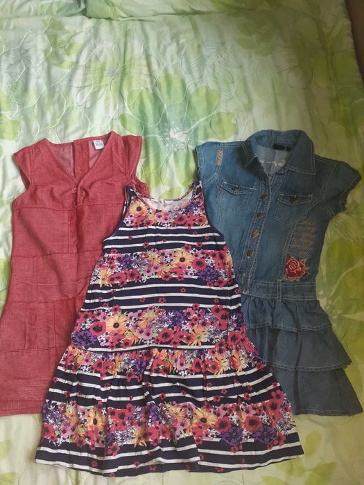 Лот от три рокли