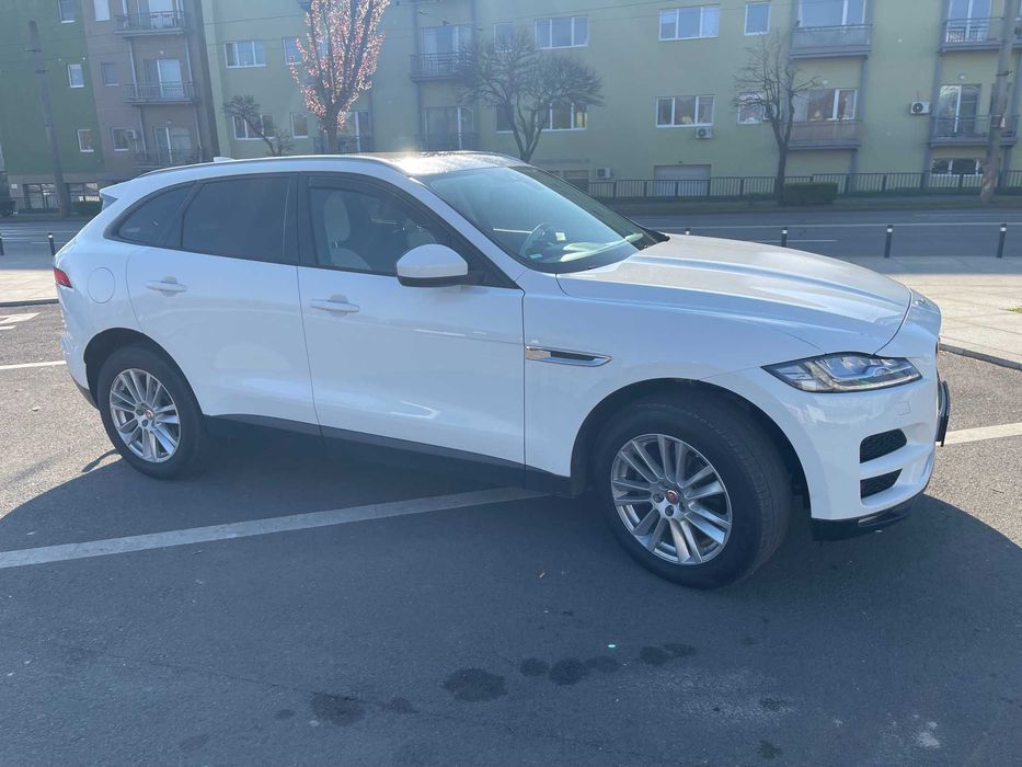 Vand/schimb SUV lux Jaguar F-pace model nou 06.2018 2.0d 4x4 171.000km diesel 180cp 4x4 cutie automata S Euro 6, in stare deosebita,