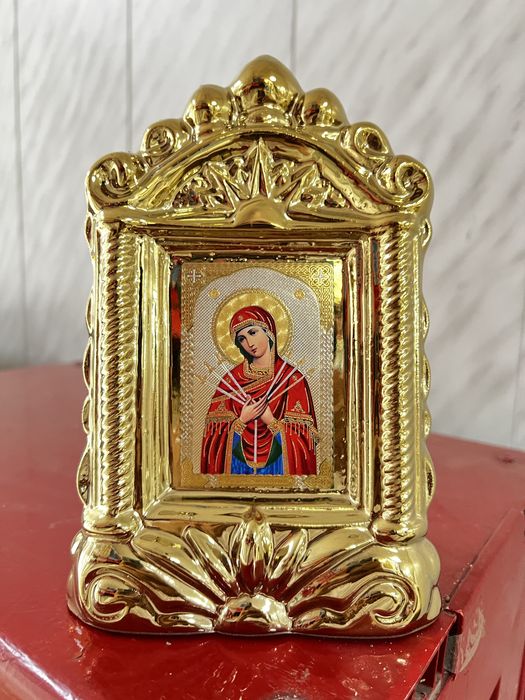 Иконы фарфоровые позалоченные