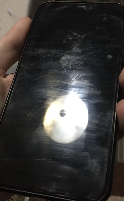 Продам Iphone XR