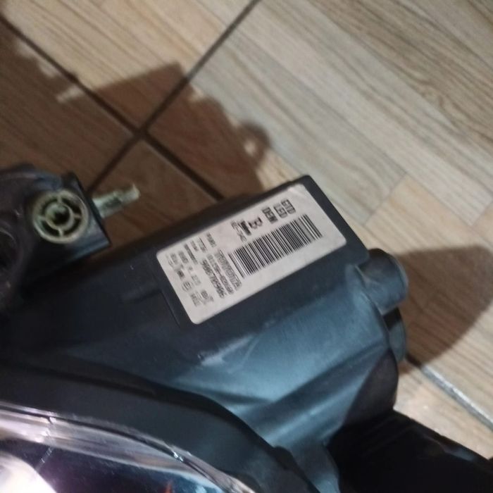 Far xenon full led toyota auris 2016