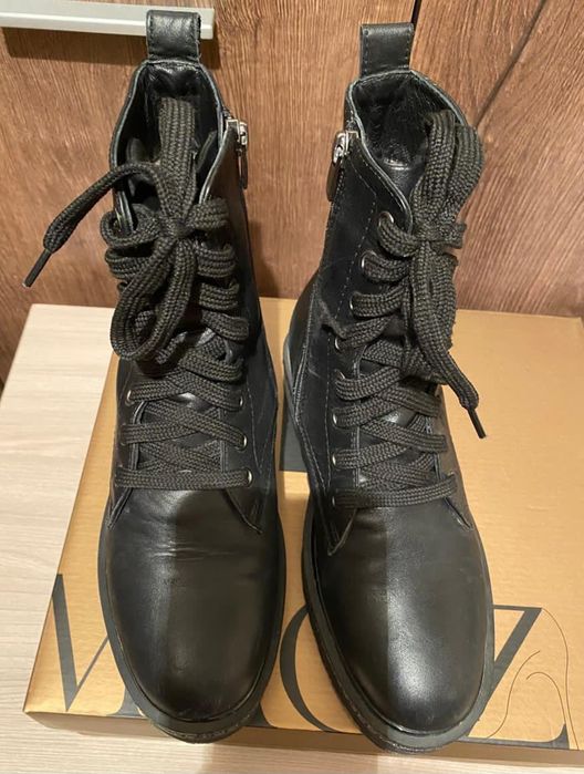 Зимние кожаные ботинки на девочку