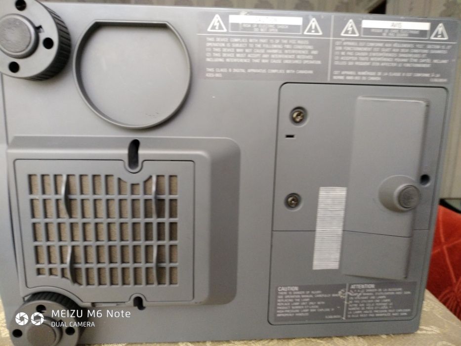 Проектор мультимедийный Panasonic PT-L556E