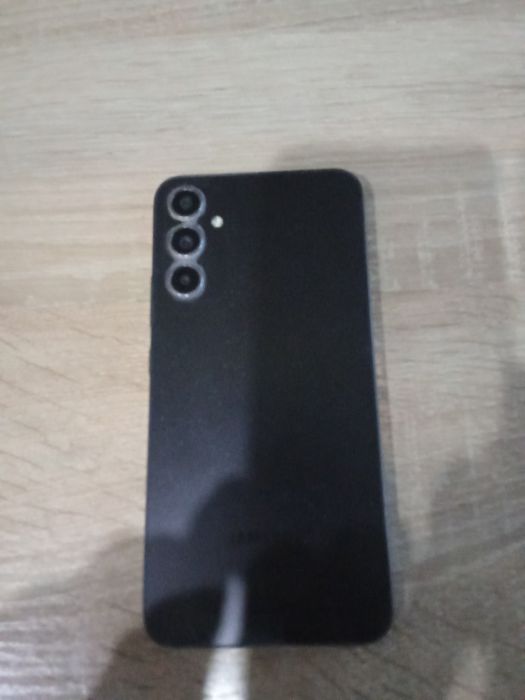 Срочно продам. Айфон се и Самсунг А34