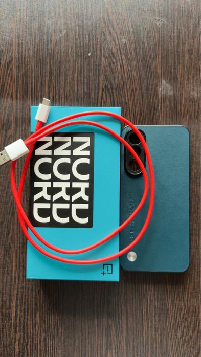 Продам OnePlus nord5