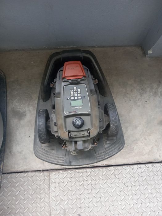 Косачка робот  Husqvarna