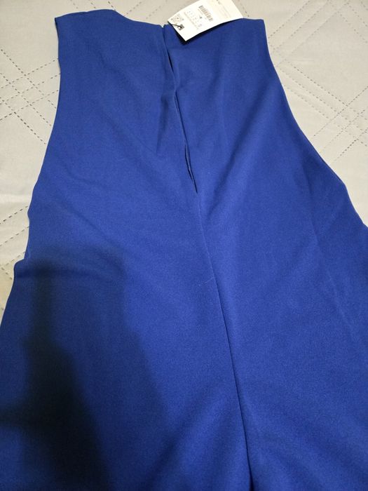 Страхотен гащеризон Zara