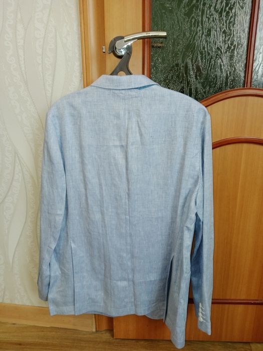 Пиджак новый , не надевали