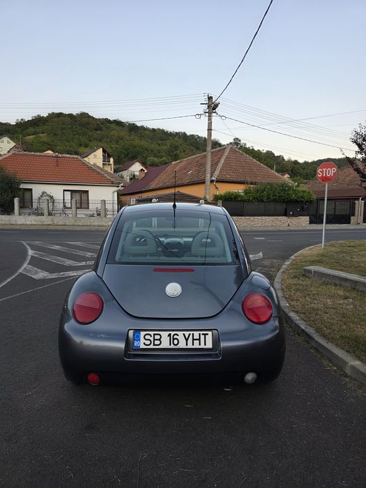 VOLKSWAGEN New Beetle 2002 — imagine 2