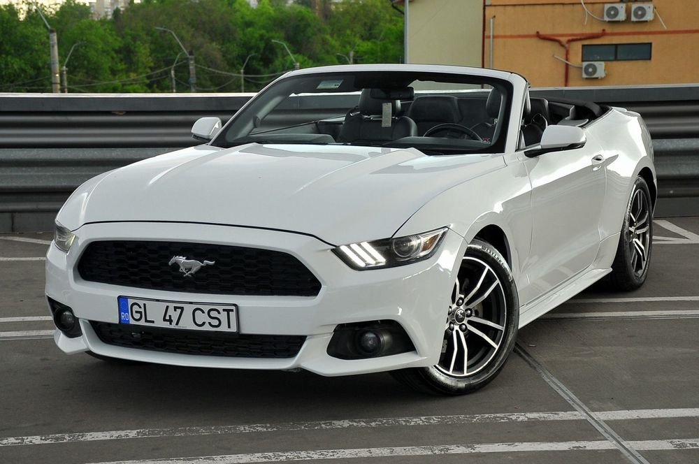 Ford Mustang Proprietar de 3 ani