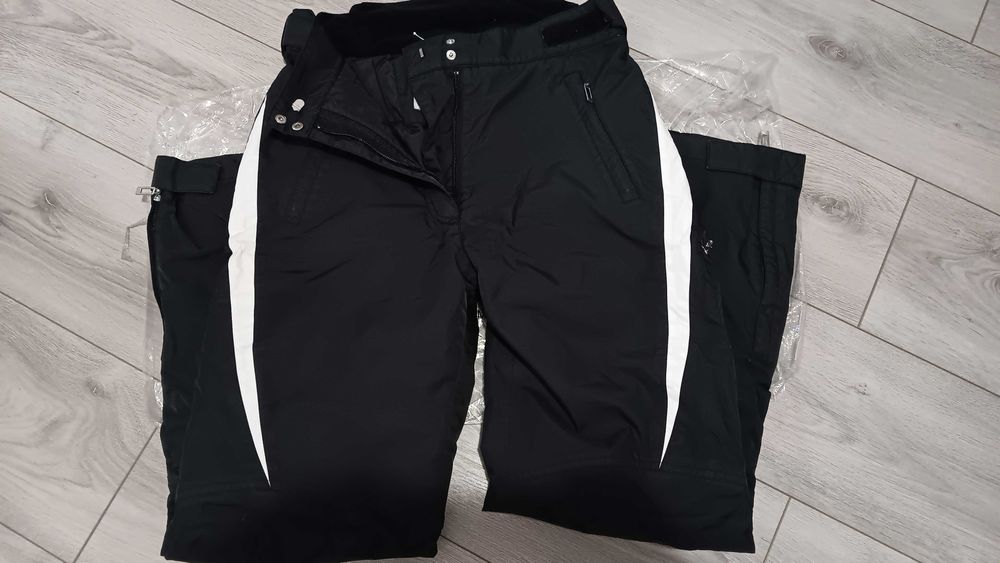 Rochie ocazie / pantalon ski dama.