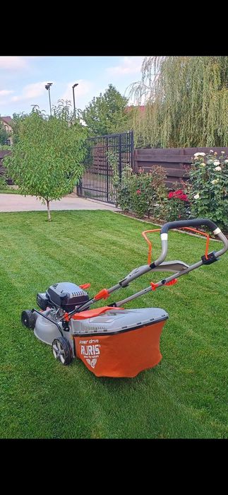 Mașina de tuns gazon/iarba Ruris rx200s