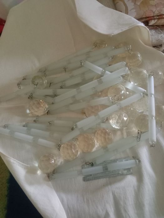 Люстра. Красивая.