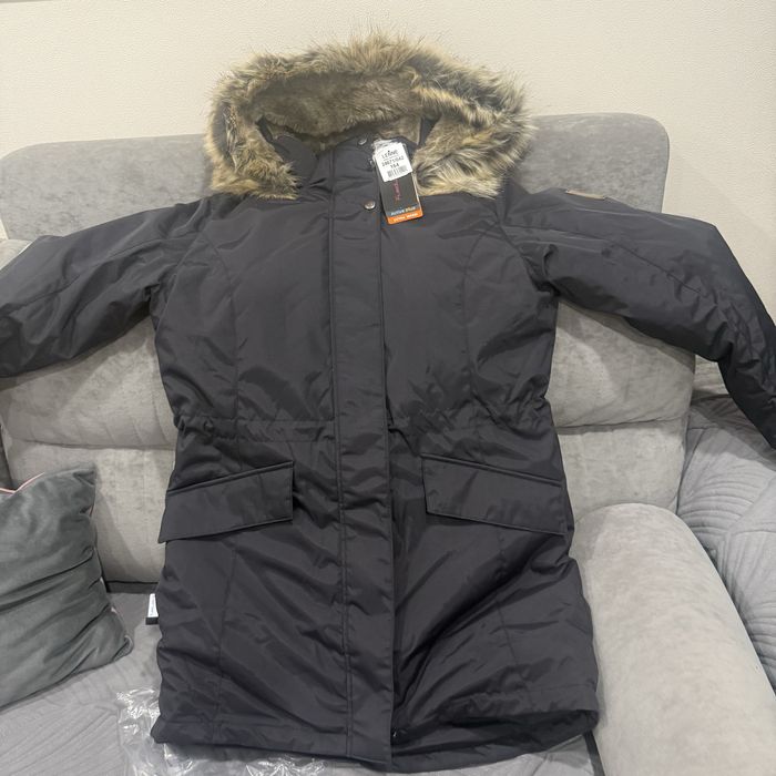 Продам новую куртку Lenne на девочку