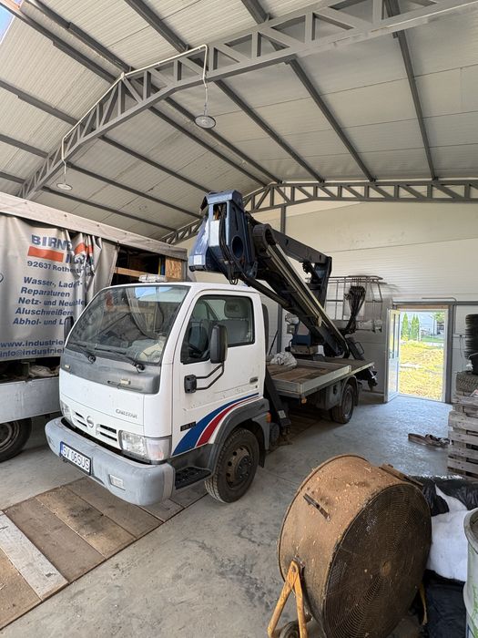 Nacela Nissan cabstar