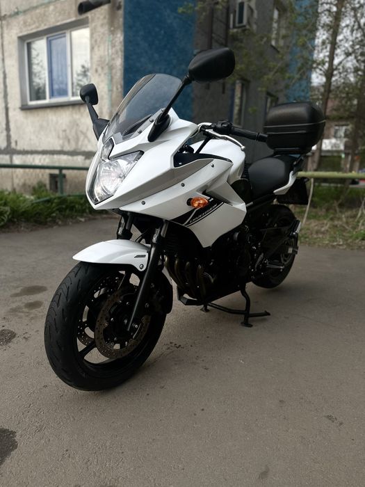 Yamaha XJ6 diversion ABS