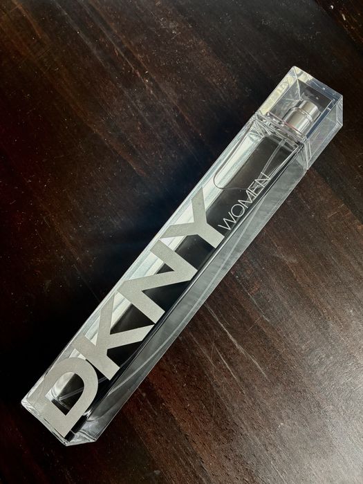 DKNY Energizing Eau de Toilette Дона Каран Тоалетна вода за жени