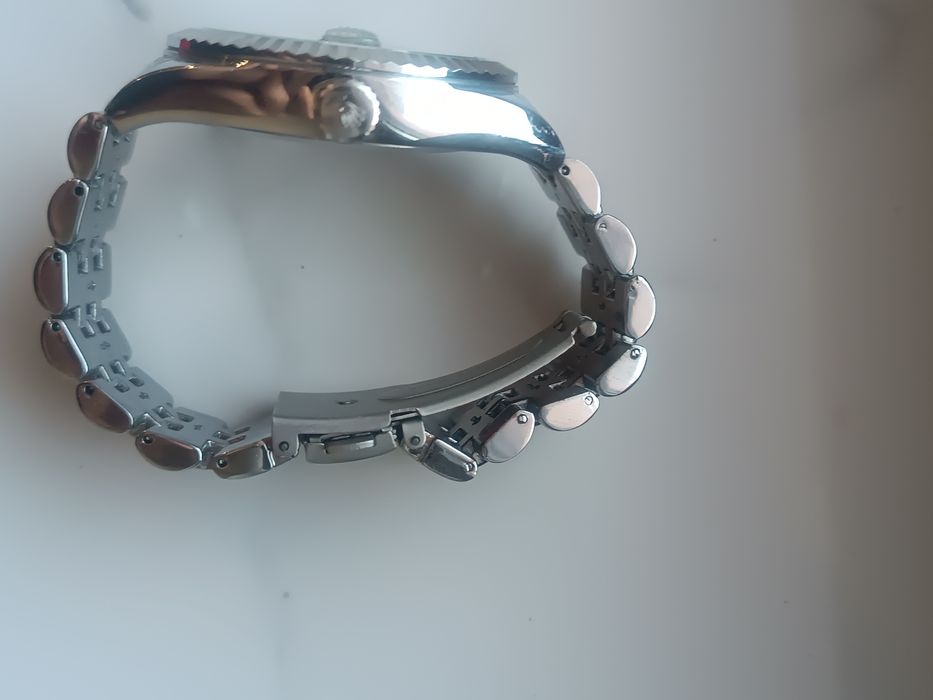 Rolex часовник с дата