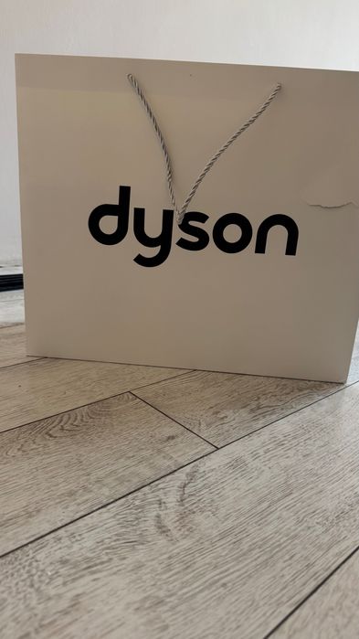 Dyson фен стайлер