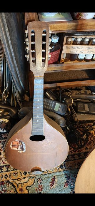 Lăute  muzicale vechi