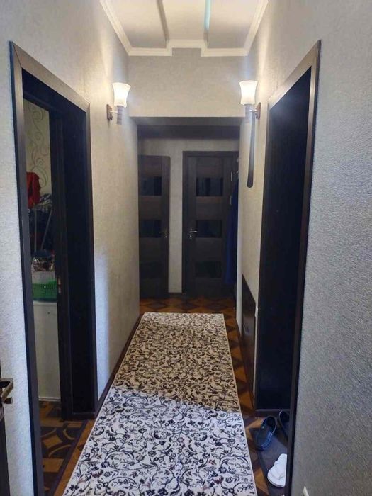 Ташкентская область город чирчик Тройцк
Продаётся #2ком 1этаж середин