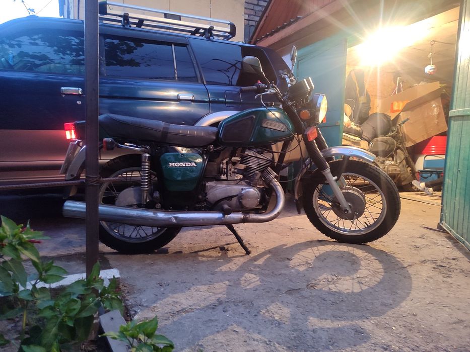 Продам мотоцик иж планета 3