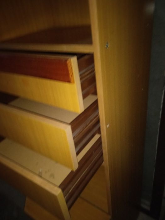 Шкаф с надстройка