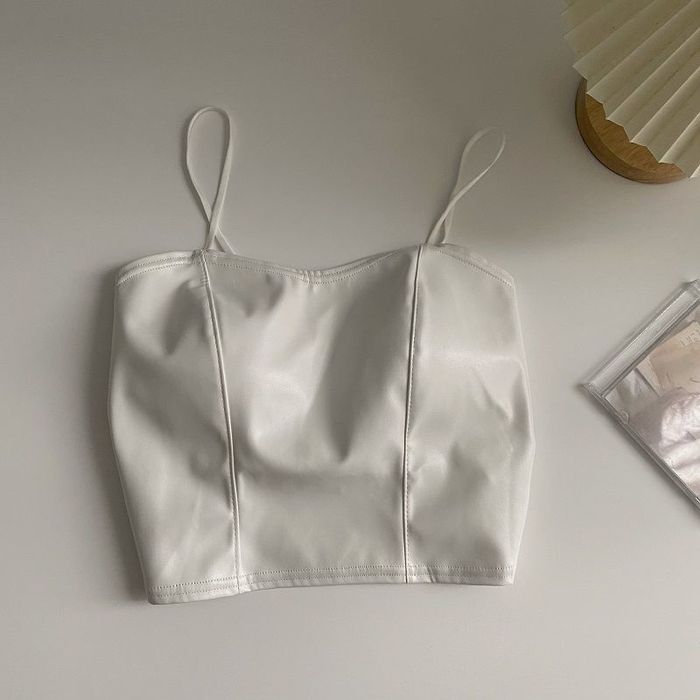 Женский короткий топ