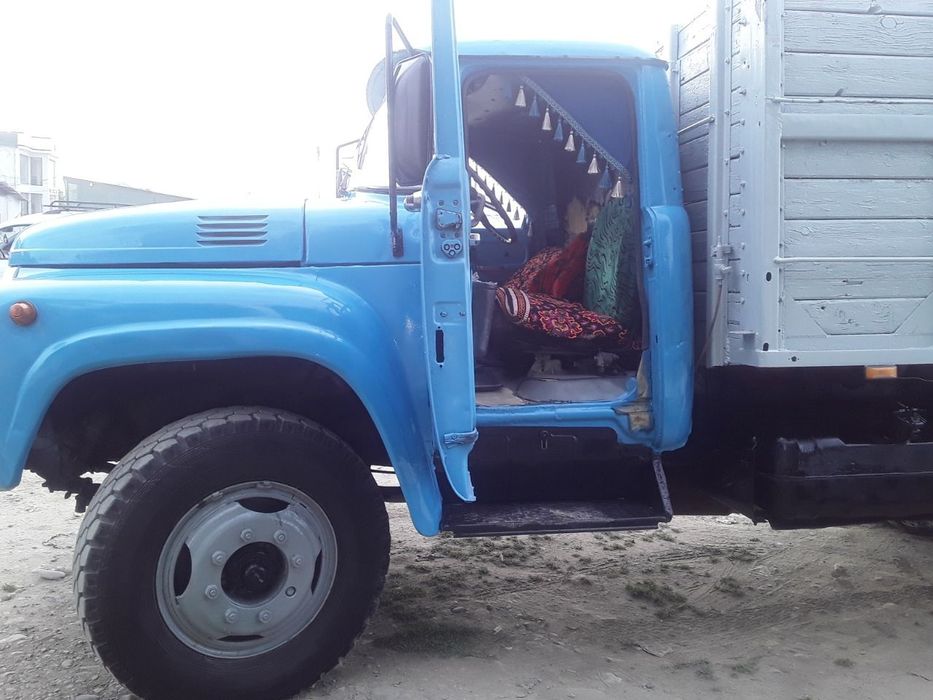 Tayyor ishlab turgan Zil sotiladi.