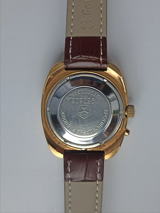 Продам часы СССР
