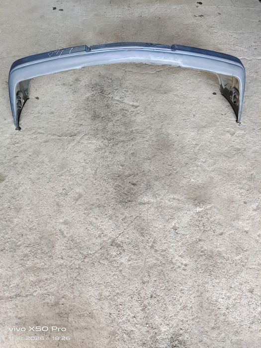 Бампер на мерседес W124