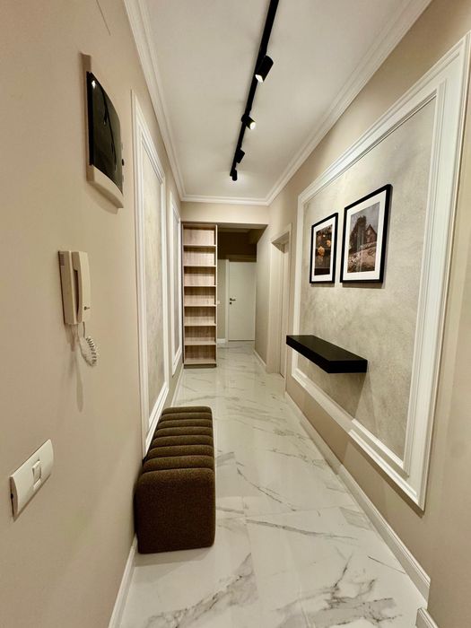 PROPRIETAR - Inchiriez apartament 3 camere cu curte in Baneasa Sisesti