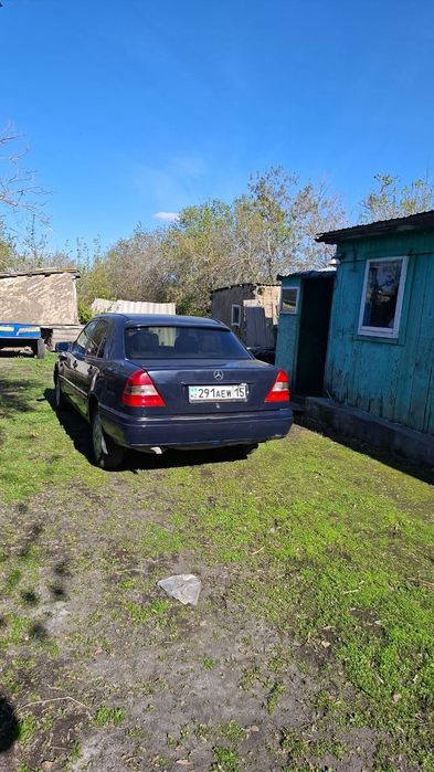 Продам Мерседес с 180