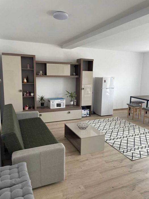 Chirie două camere, Florești