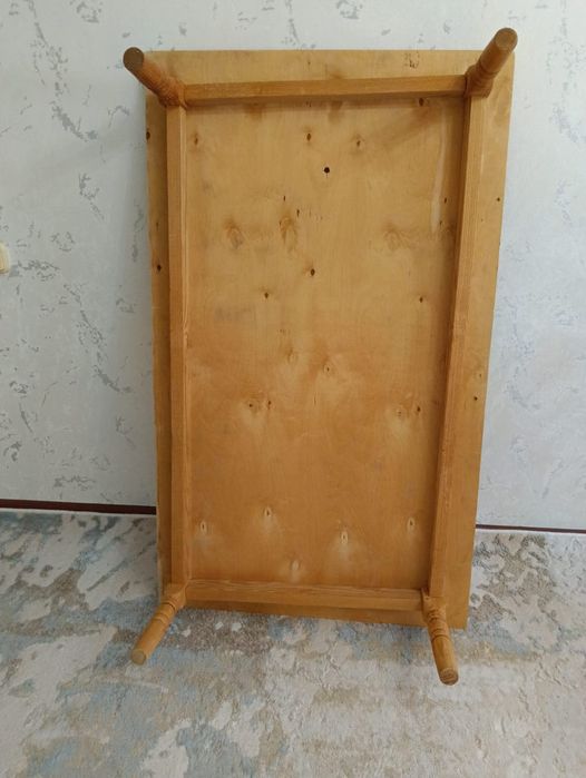 Продам деревянные столы
