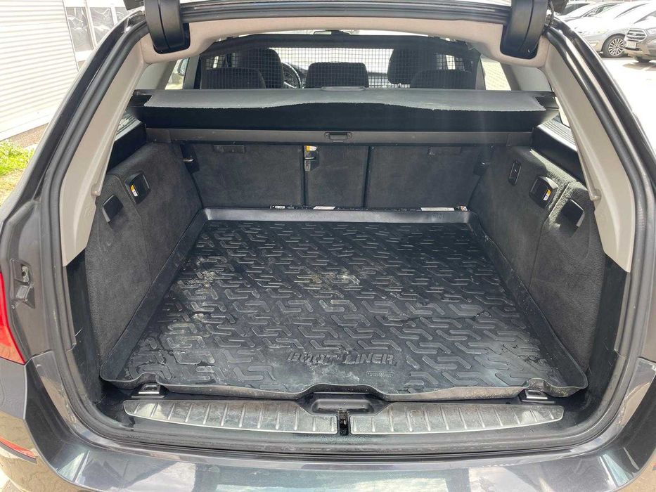 Autoturism BMW 525 , an 20115 , X Drive