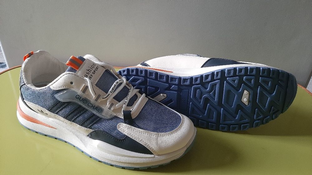 Мужская обувь, крассовки